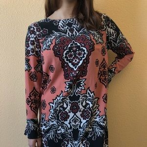 Pink patterned dress with high side slit